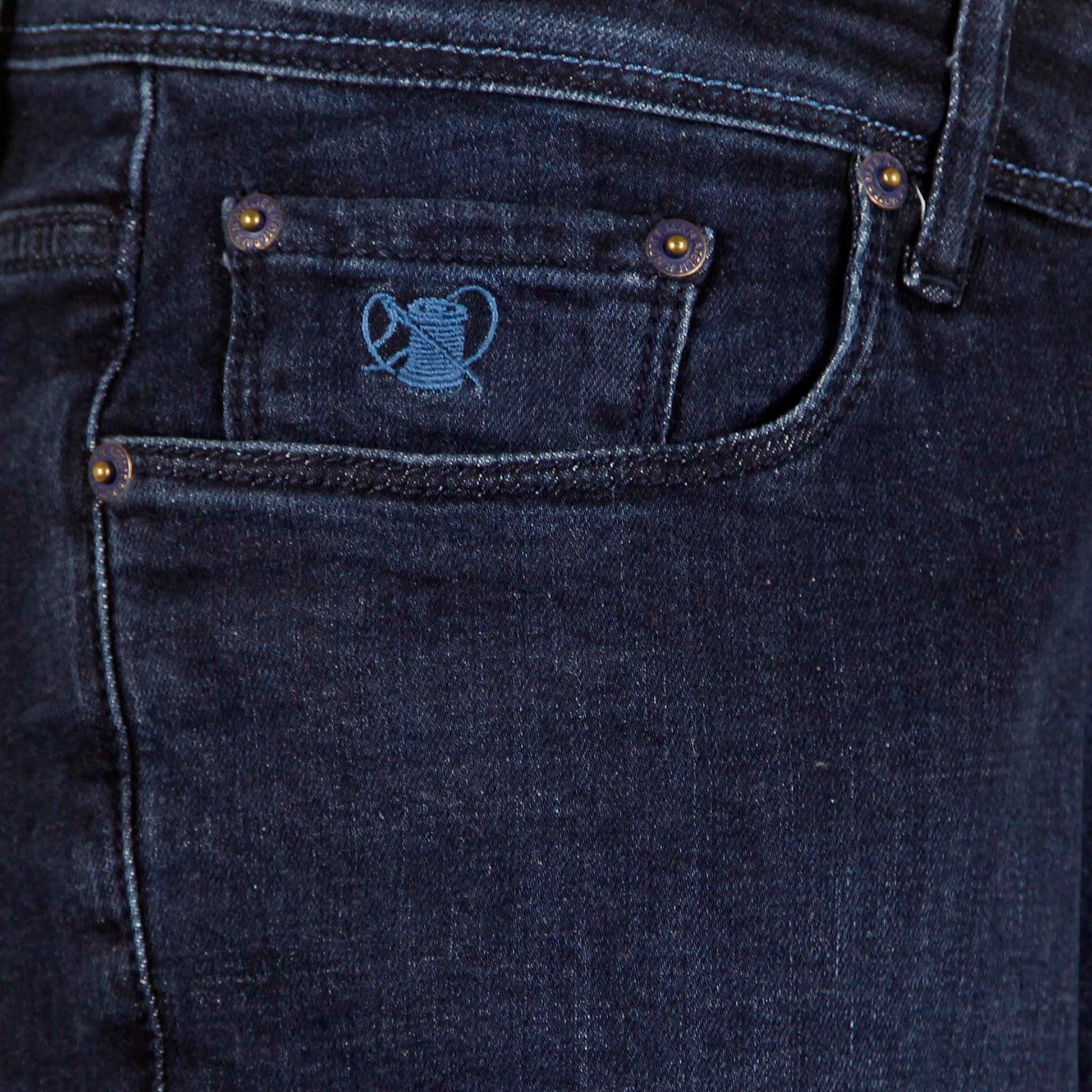 BLAUW