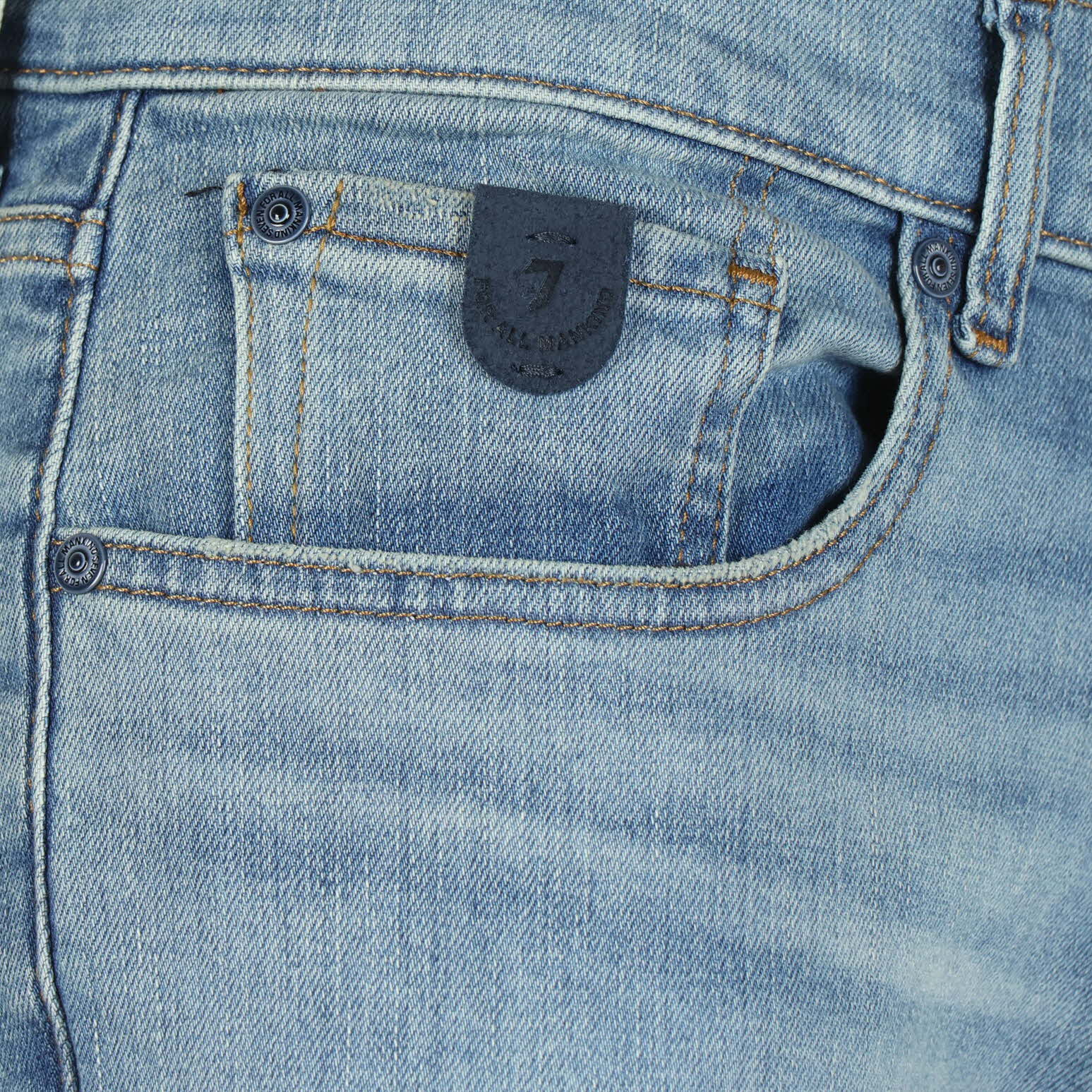 BLAUW
