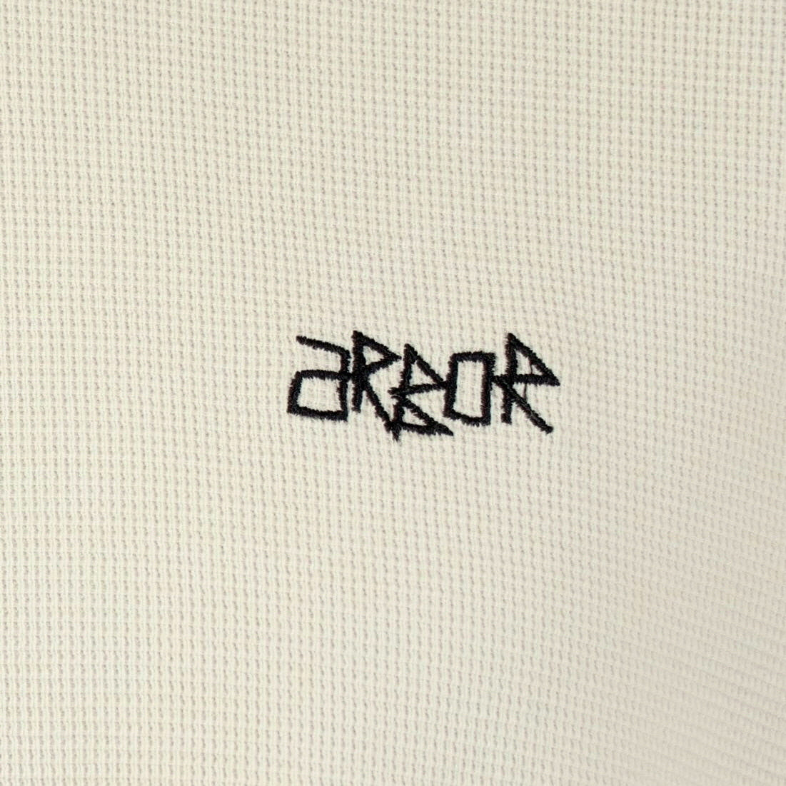 GRIJS
