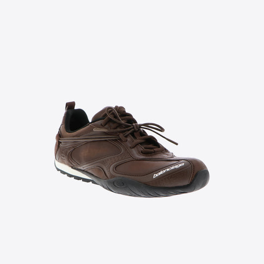 Sneakers bruin