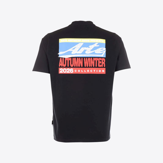 T-shirt zwart 2026 rug arte presents